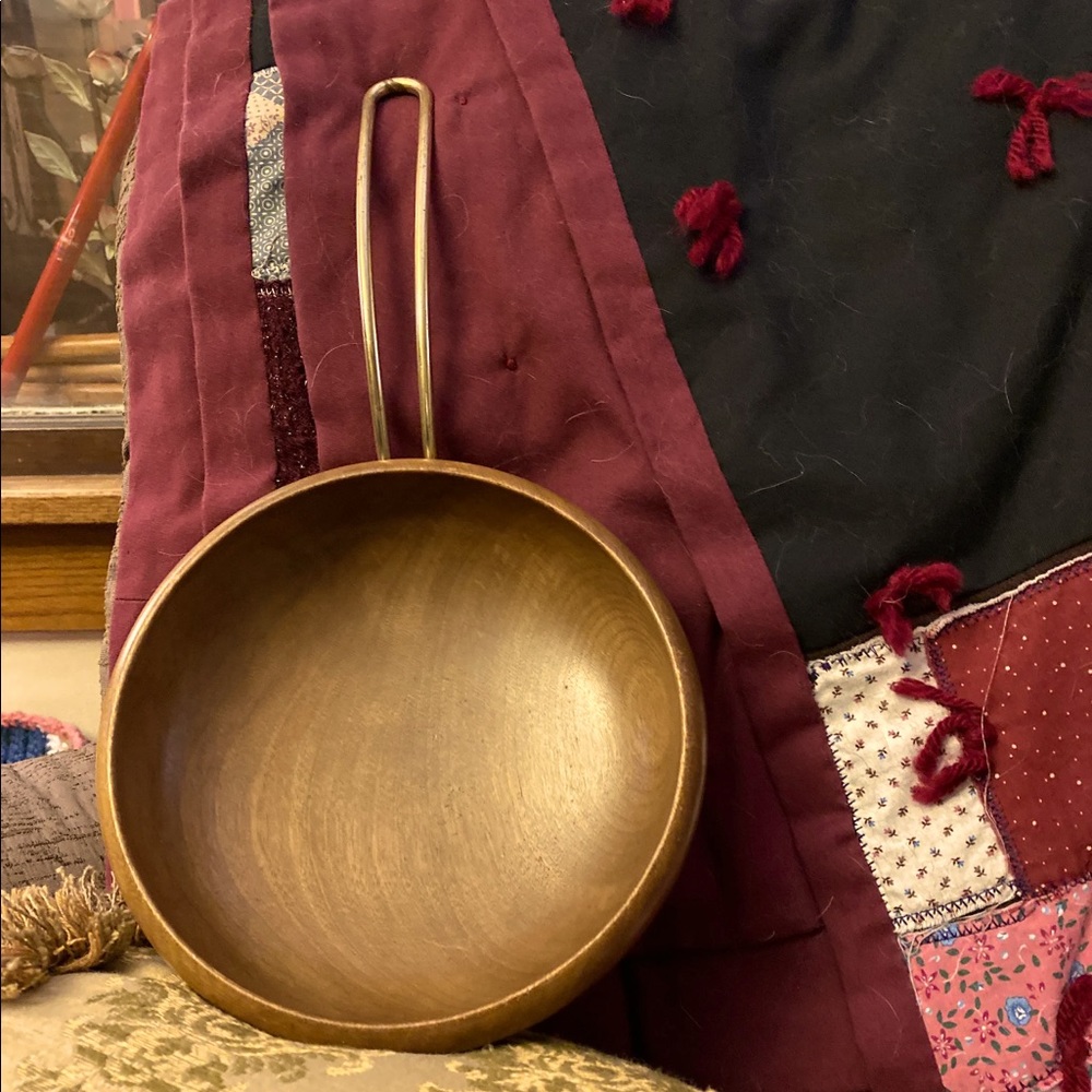 Bowl with Brass Handle by Rothschilds Giftwoods